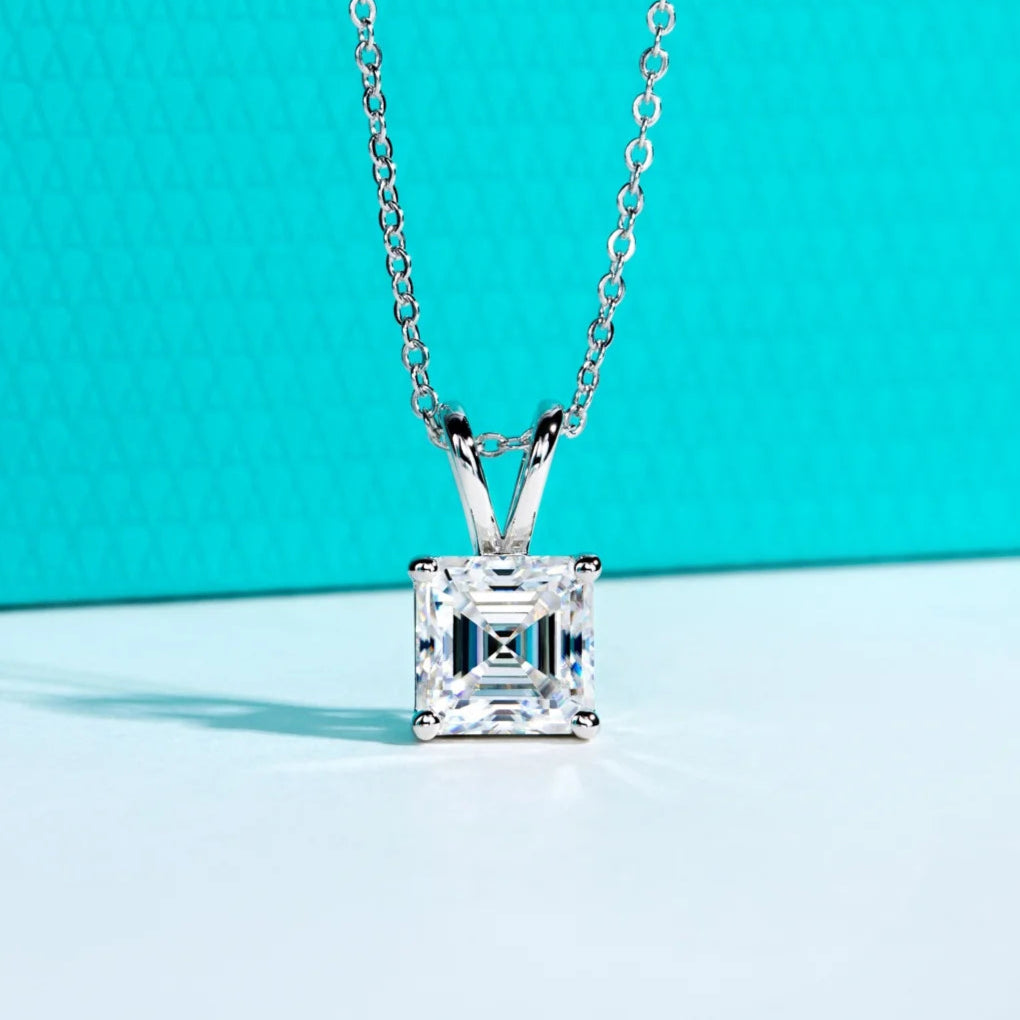 VVS1 D Color Asscher Cut Moissanite Pendant Necklace
