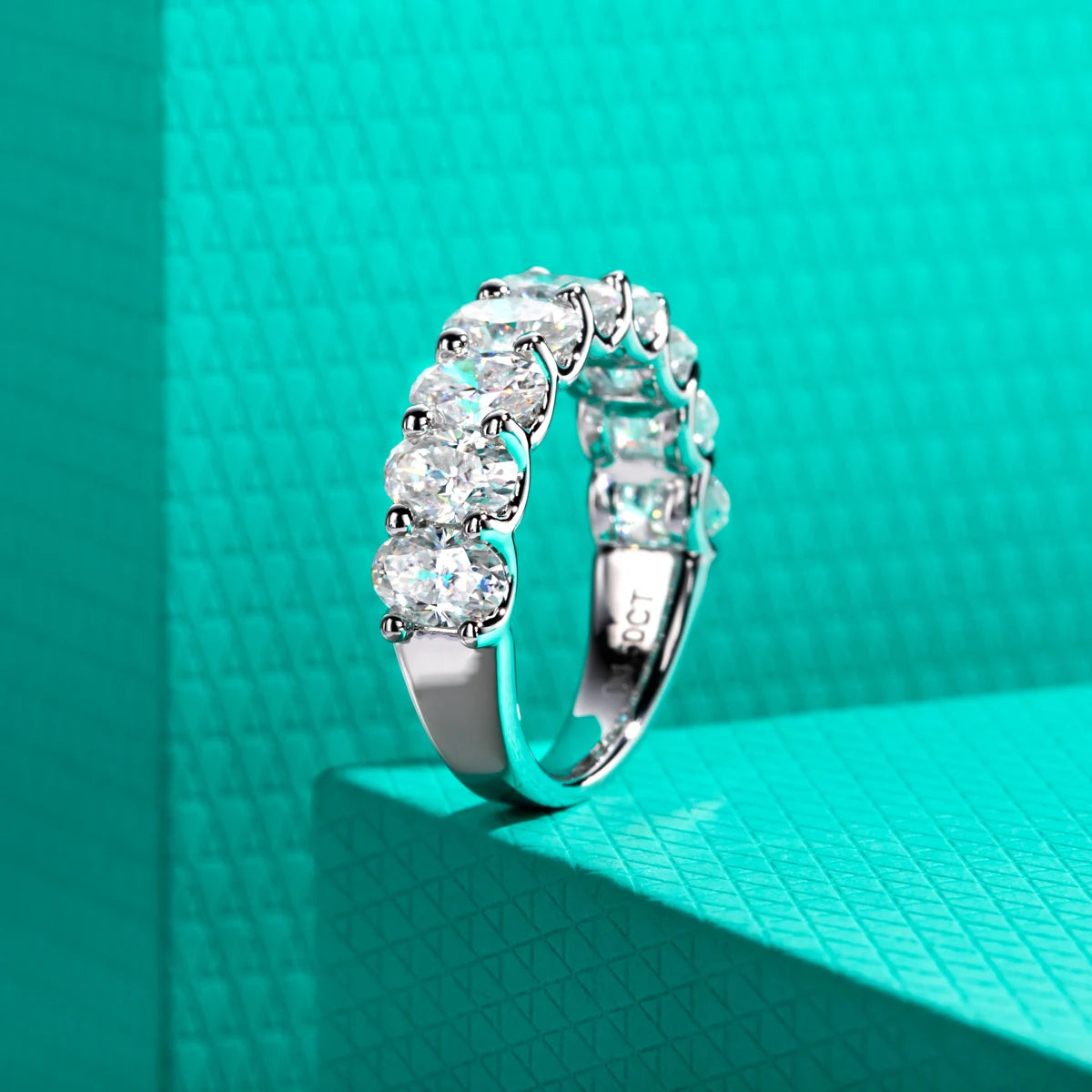 0.5 CT Oval Cut Moissanite Wedding Band