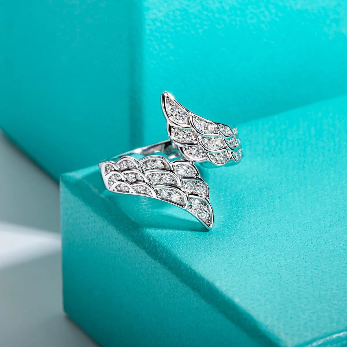 VVS1 D Color Angel Wings Wedding Band