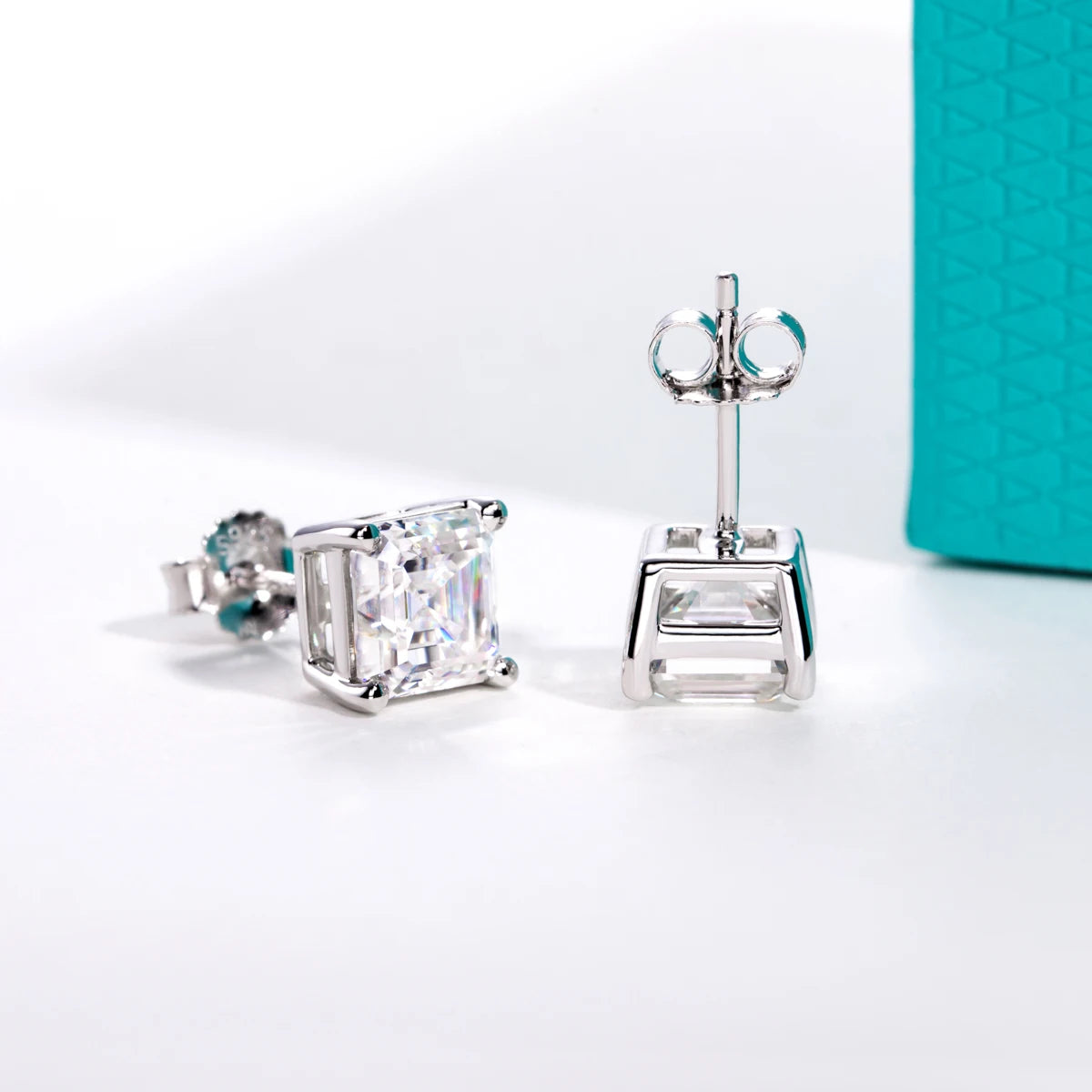 VVS1 D Color Asscher Cut Moissanite Stud Earrings