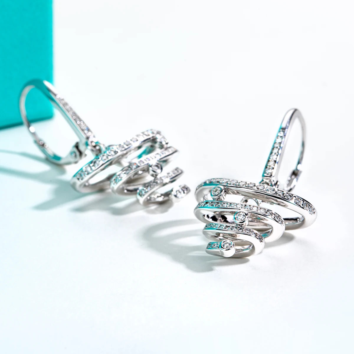 VVS1 Moissanite Tornado Drop Earrings