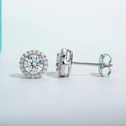 1cttw D Color Round Cut Moissanite Diamond Stud Earrings.