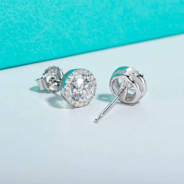 1cttw D Color Round Cut Moissanite Diamond Stud Earrings.