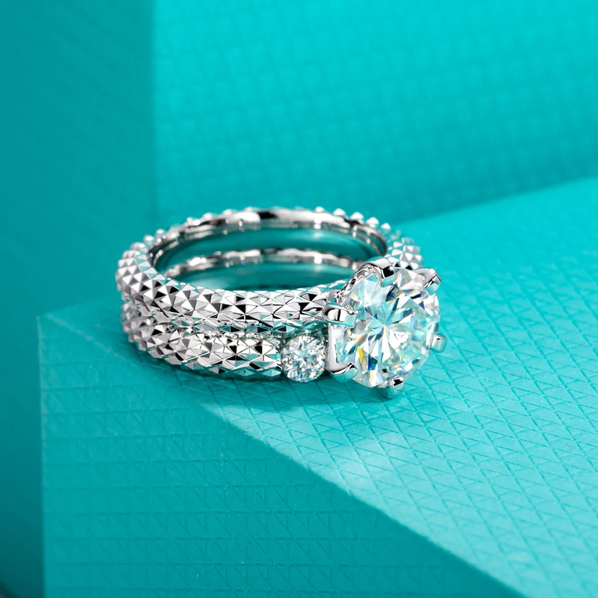 VVS1 Moissanite Engagement Bridal Set