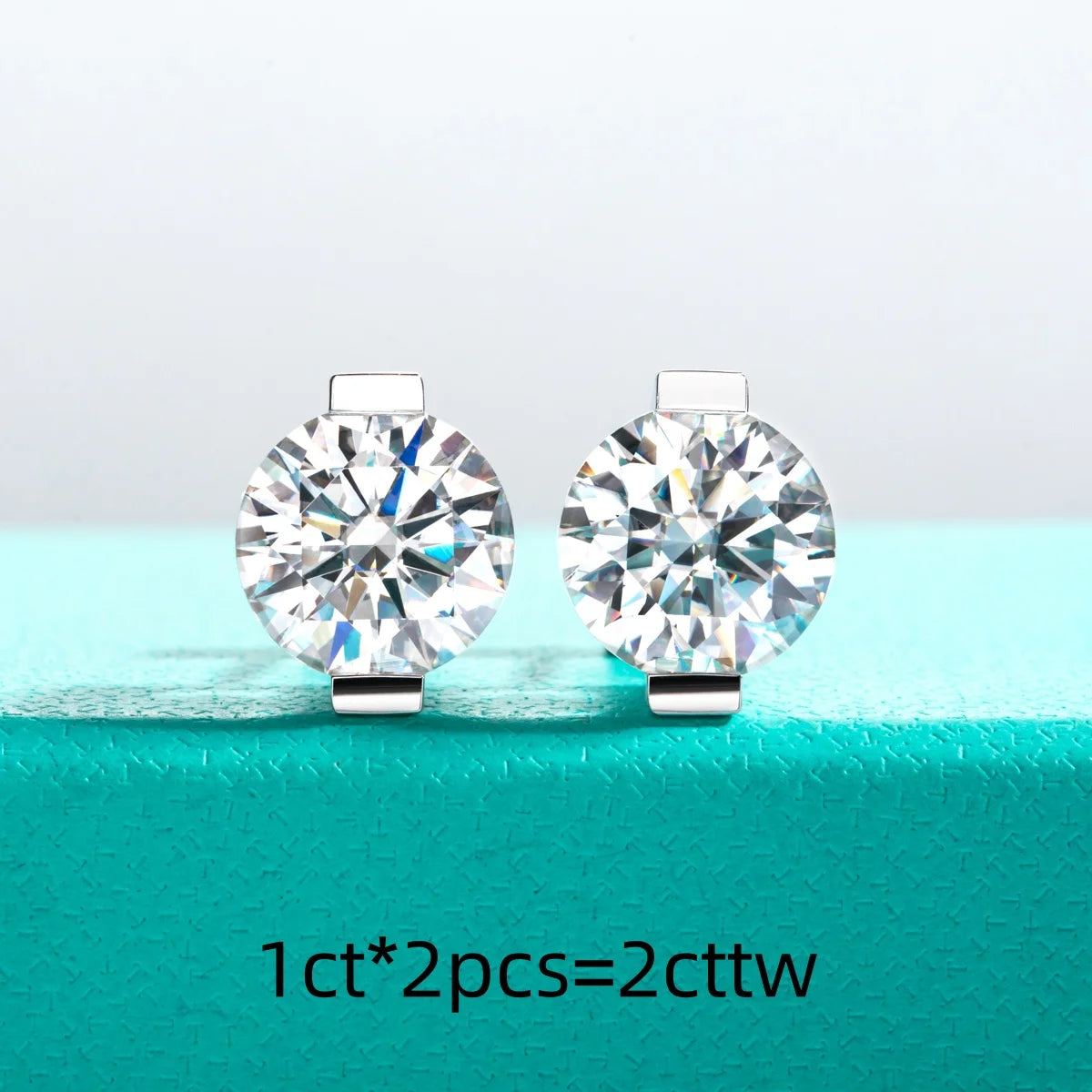 1CTTW - 6CTTW Round Cut Moissanites Stud Earrings