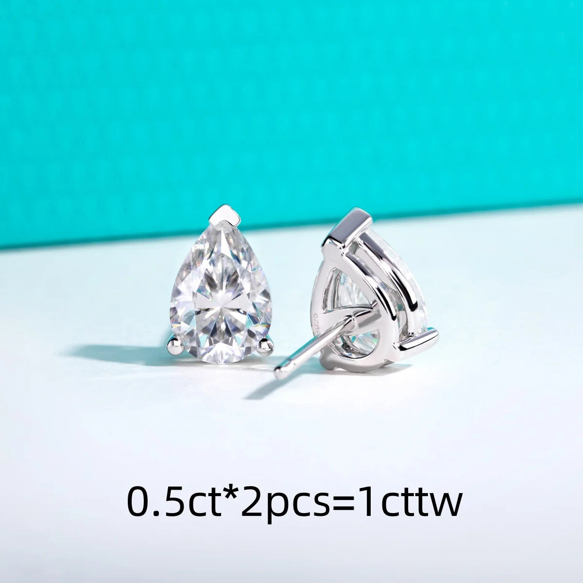 VVS1 D Color Pear Cut Moissanite Stud Earrings