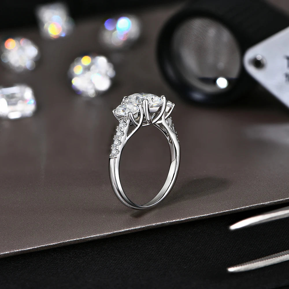 3.2 CTTW Oval Cut Moissanite Engagement Ring