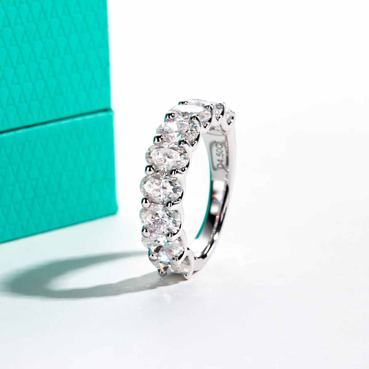 0.5 CT Oval Cut Moissanite Wedding Band