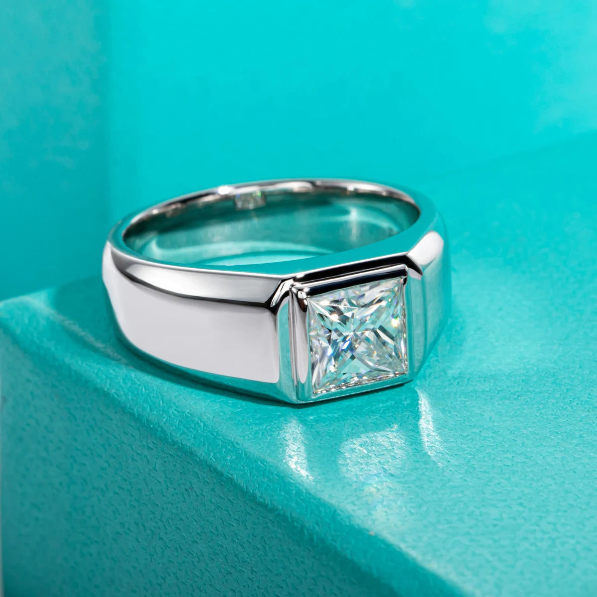 2 CT Princess Cut Men's Moissanite Ring
