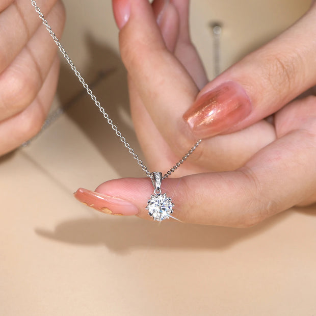 1.0-2.0 Carat Round Cut Moissanite Pendant Necklace.