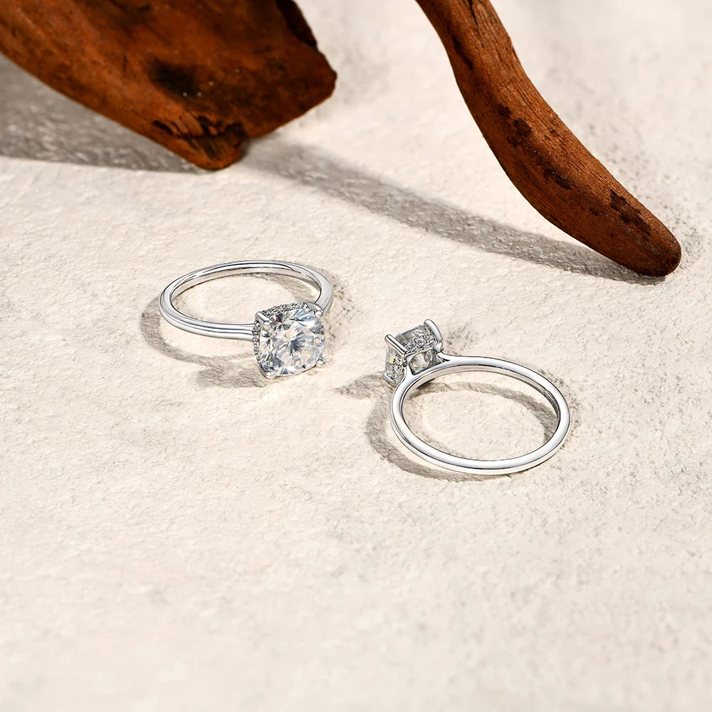 VVS1 D Color Cushion Cut Moissanite Engagement Ring
