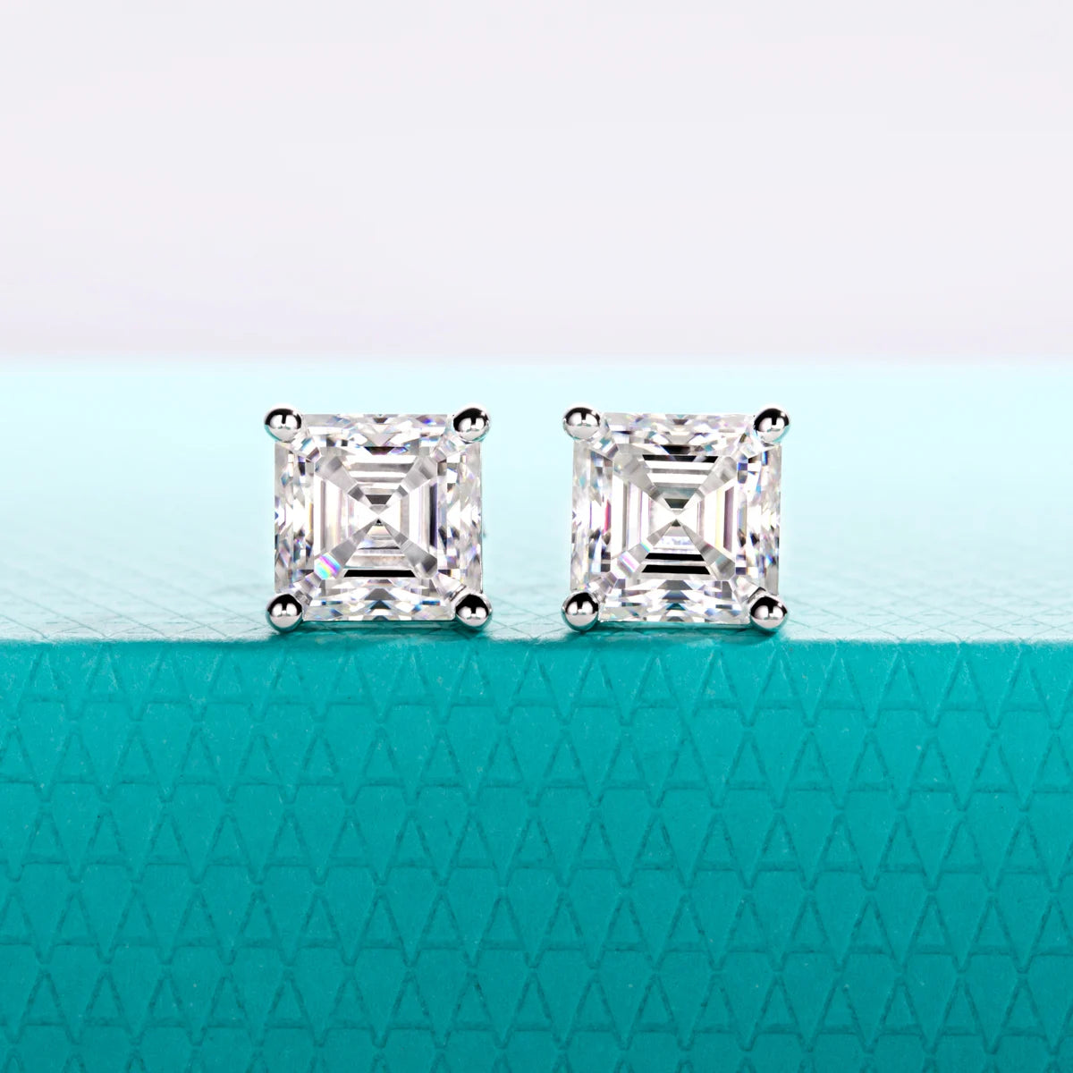 VVS1 D Color Asscher Cut Moissanite Stud Earrings
