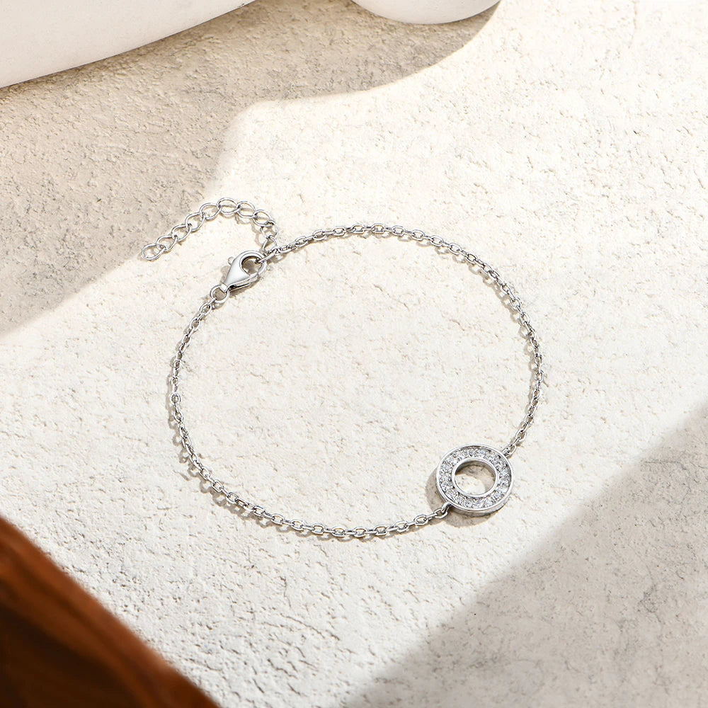 Hollow Circle Moissanite Bracelet