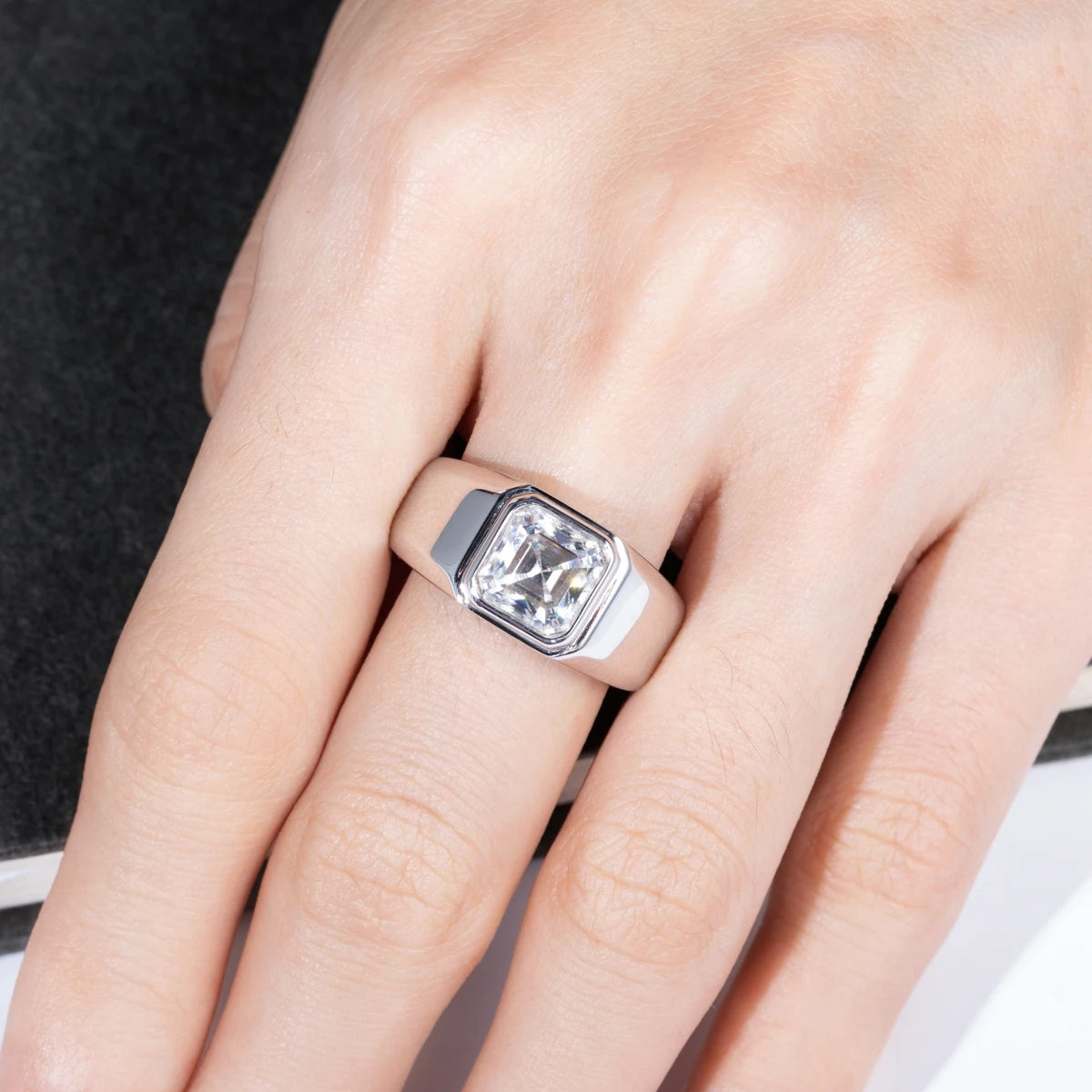 3 CT Asscher Cut Men's Moissanite Engagement Ring