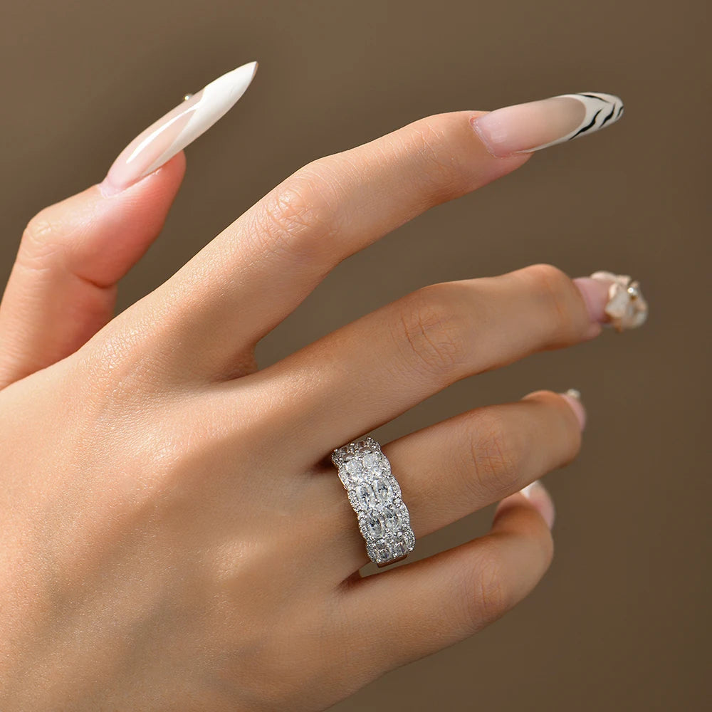Two Rows Oval Cut Moissanite Ring