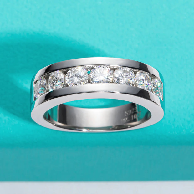 GK Moissanites 4mm Moissanite Wedding Band