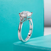 VVS1 D Color 4.6 CT Moissanite Engagement Ring.