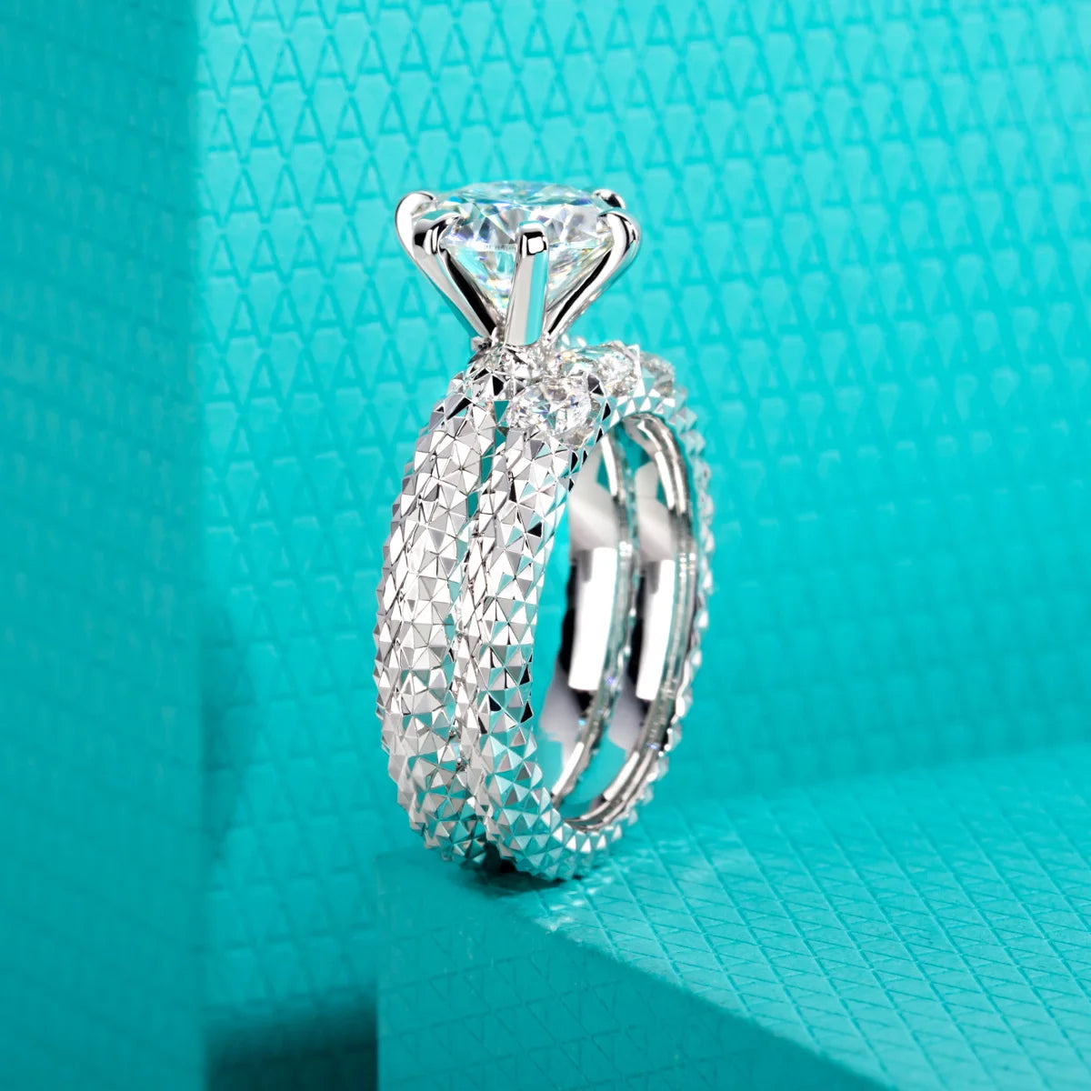 VVS1 Moissanite Engagement Bridal Set