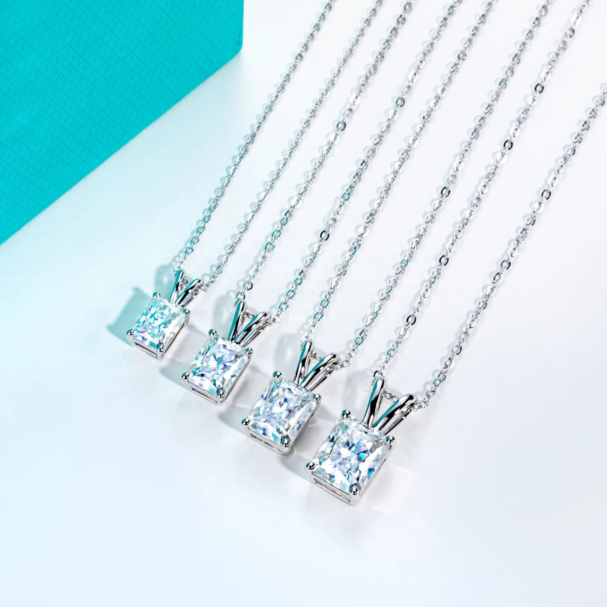 VVS1 D Color Radiant Cut Moissanite Pendant Necklace