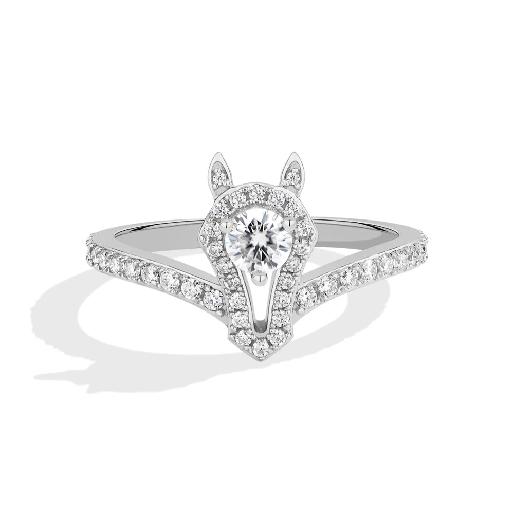 Horsehead Center Round Cut Moissanite Ring