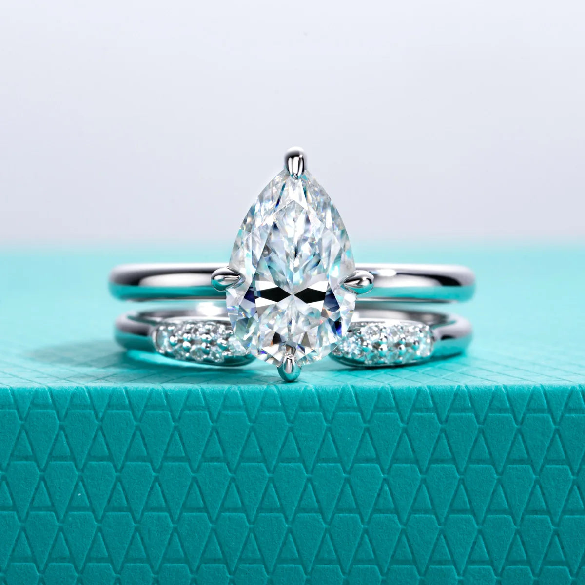 3 CT Pear Cut Moissanite Bridal Ring Set