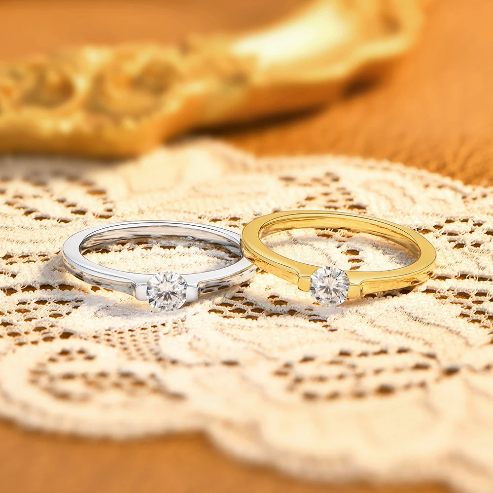 Round Cut Moissanite Classic Solitaire Ring