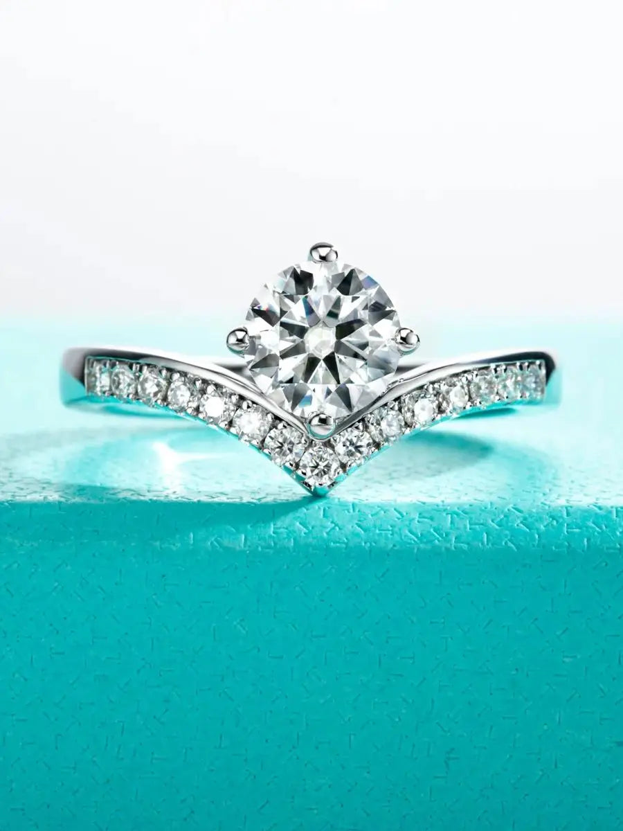 1 CT Round Cut Moissanite Engagement Ring Set