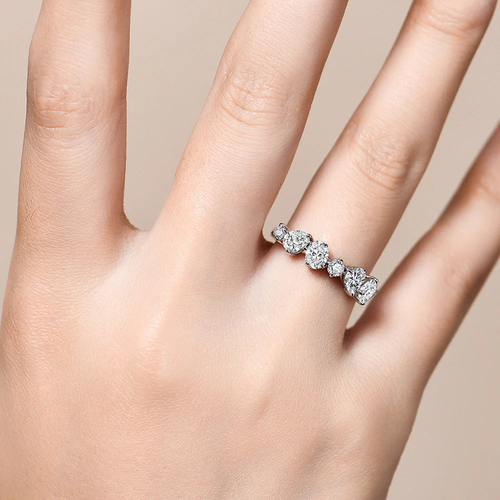 VVS1 Oval & Pear Cut Moissanite Ring
