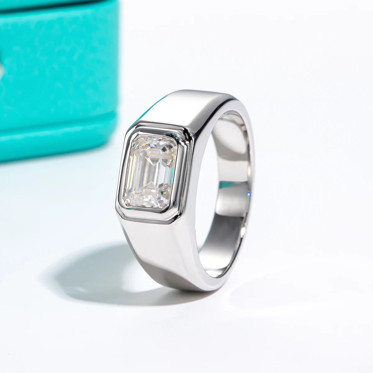 2 CT Men’s Emerald Cut Moissanite Ring