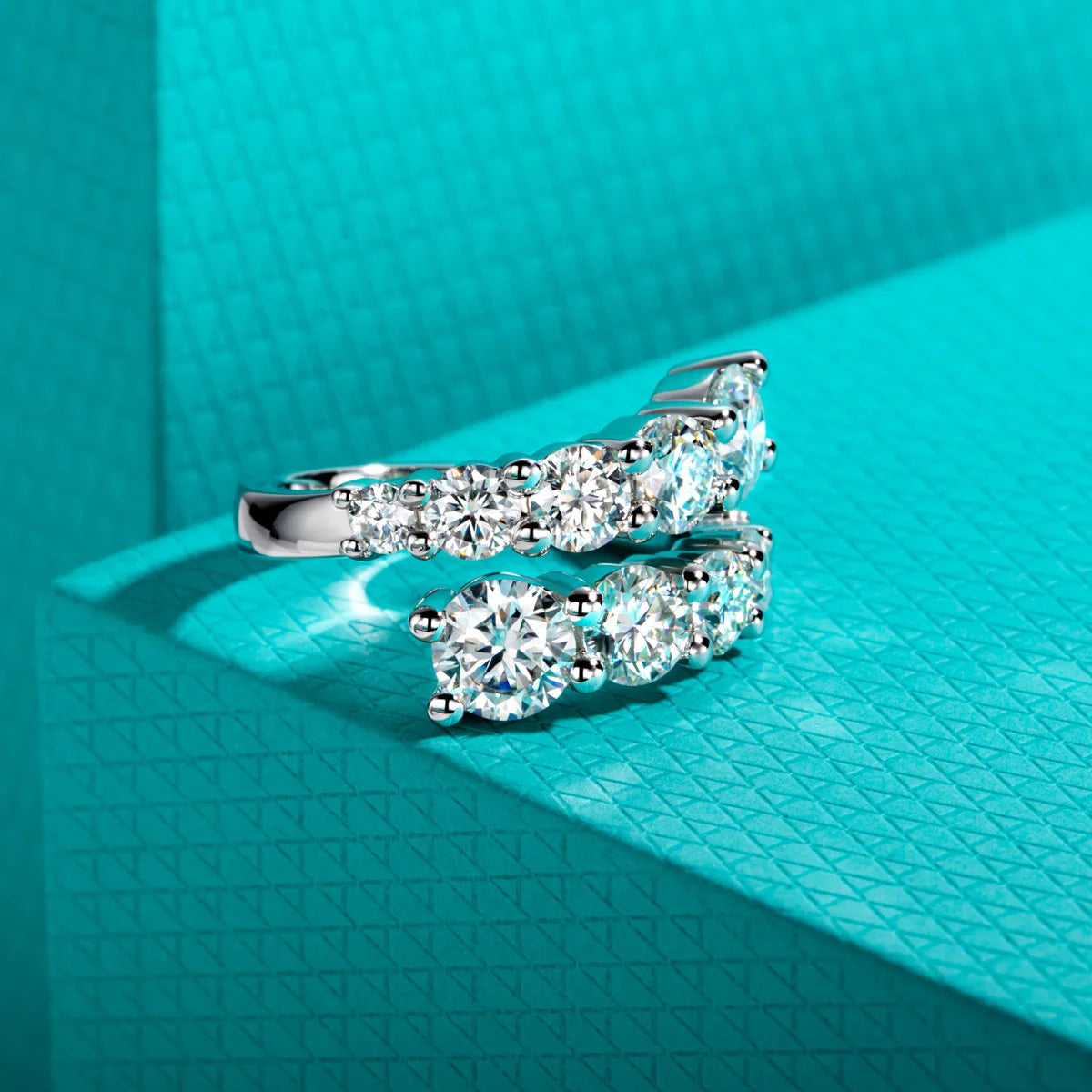 4.2 CTTW Round Cut Moissanite Engagement Band Ring