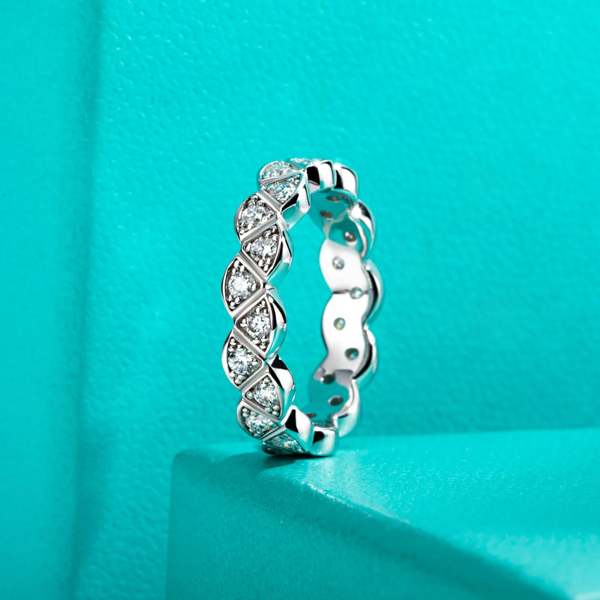 2 MM Leaf Eternity Moissanite Band Ring