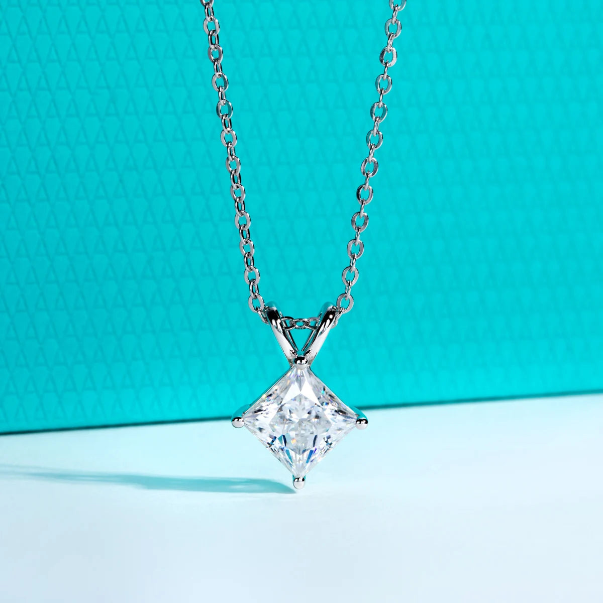 VVS1 D Color Princess Cut Moissanite Pendant Necklace