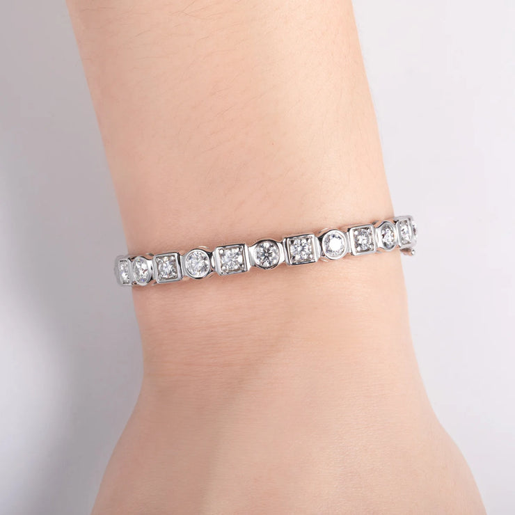 4.5mm D Color Moissanite Diamond Silver Bracelet – 18K White Gold Plated Bezel Bangle.