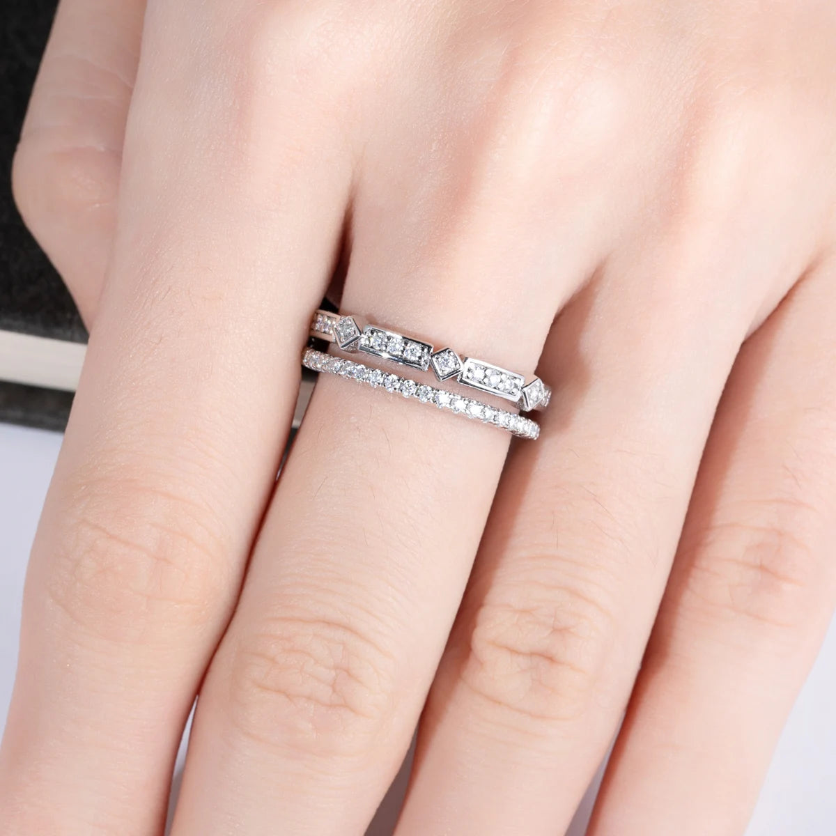 VVS1 D Color Moissanite Wedding Band