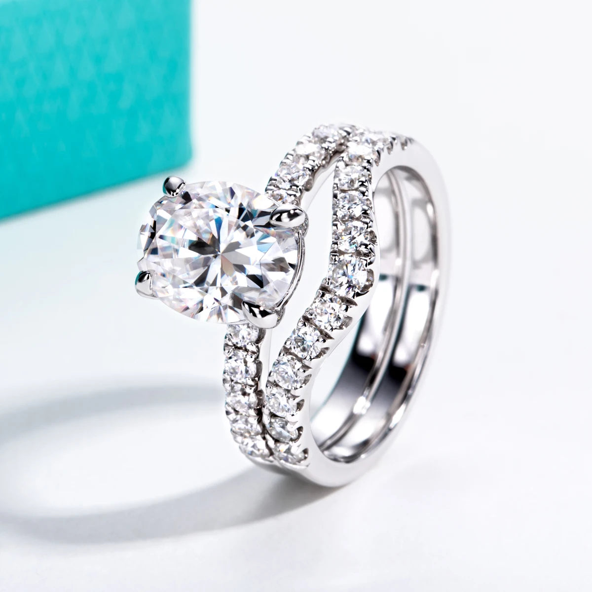 3.64 CTTW Oval Cut Moissanite Bridal Ring Set