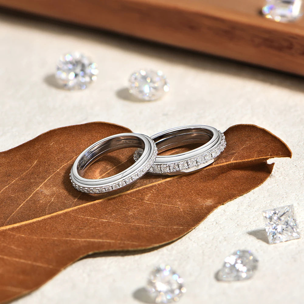 VVS1 Rotating Fidget Moissanite Ring