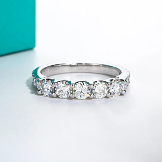 4 MM Round Cut Moissanite Wedding Band