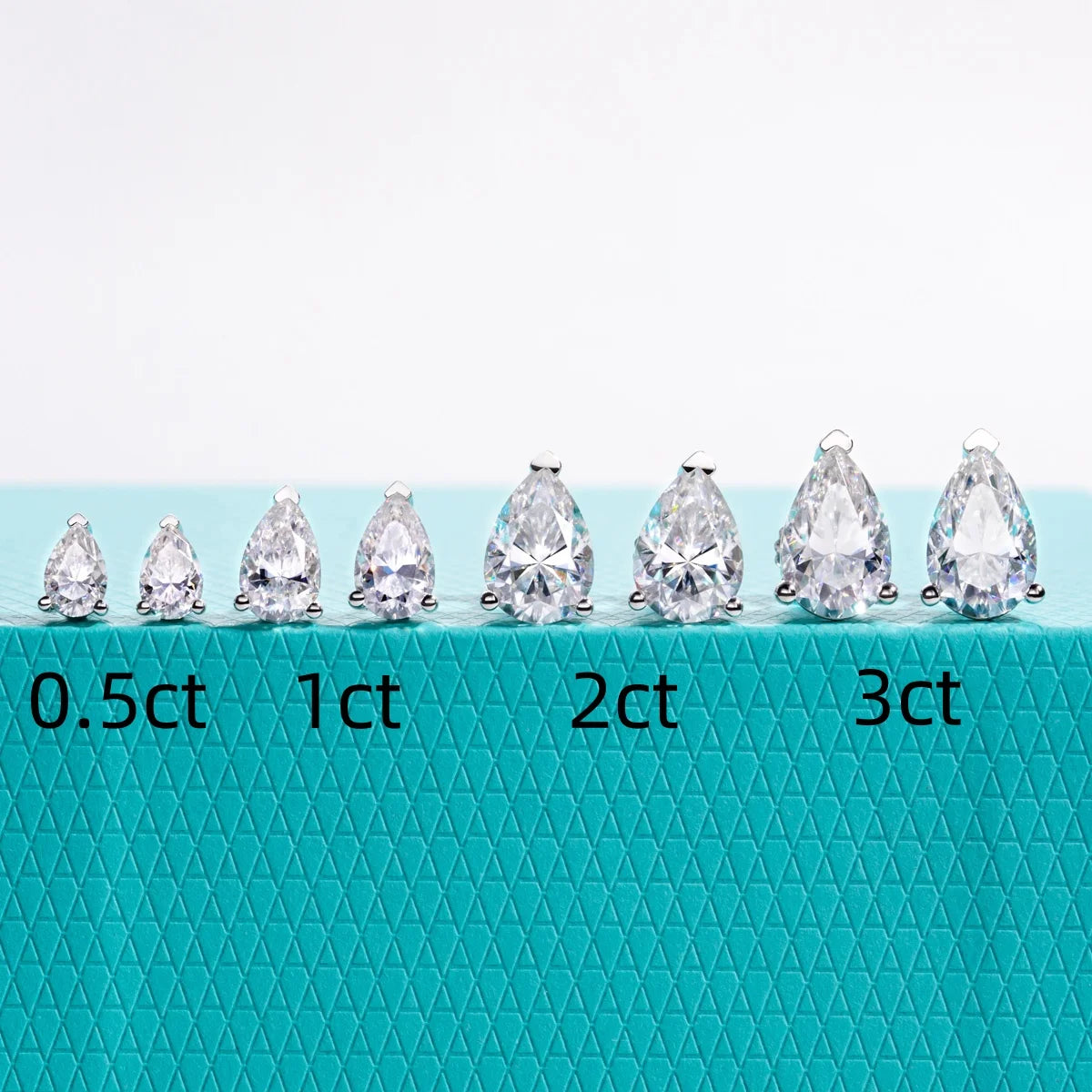 VVS1 D Color Pear Cut Moissanite Stud Earrings